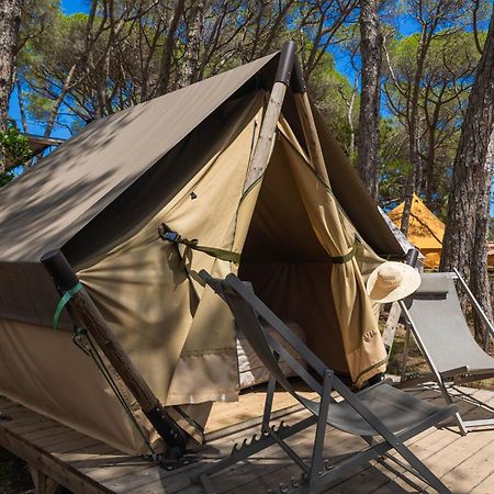 Camping 3 Estrellas Costa Brava ヴァイ・ジョブレガ エクステリア 写真