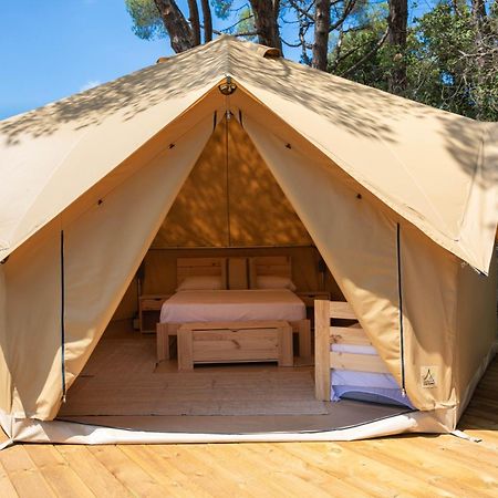 Camping 3 Estrellas Costa Brava ヴァイ・ジョブレガ エクステリア 写真