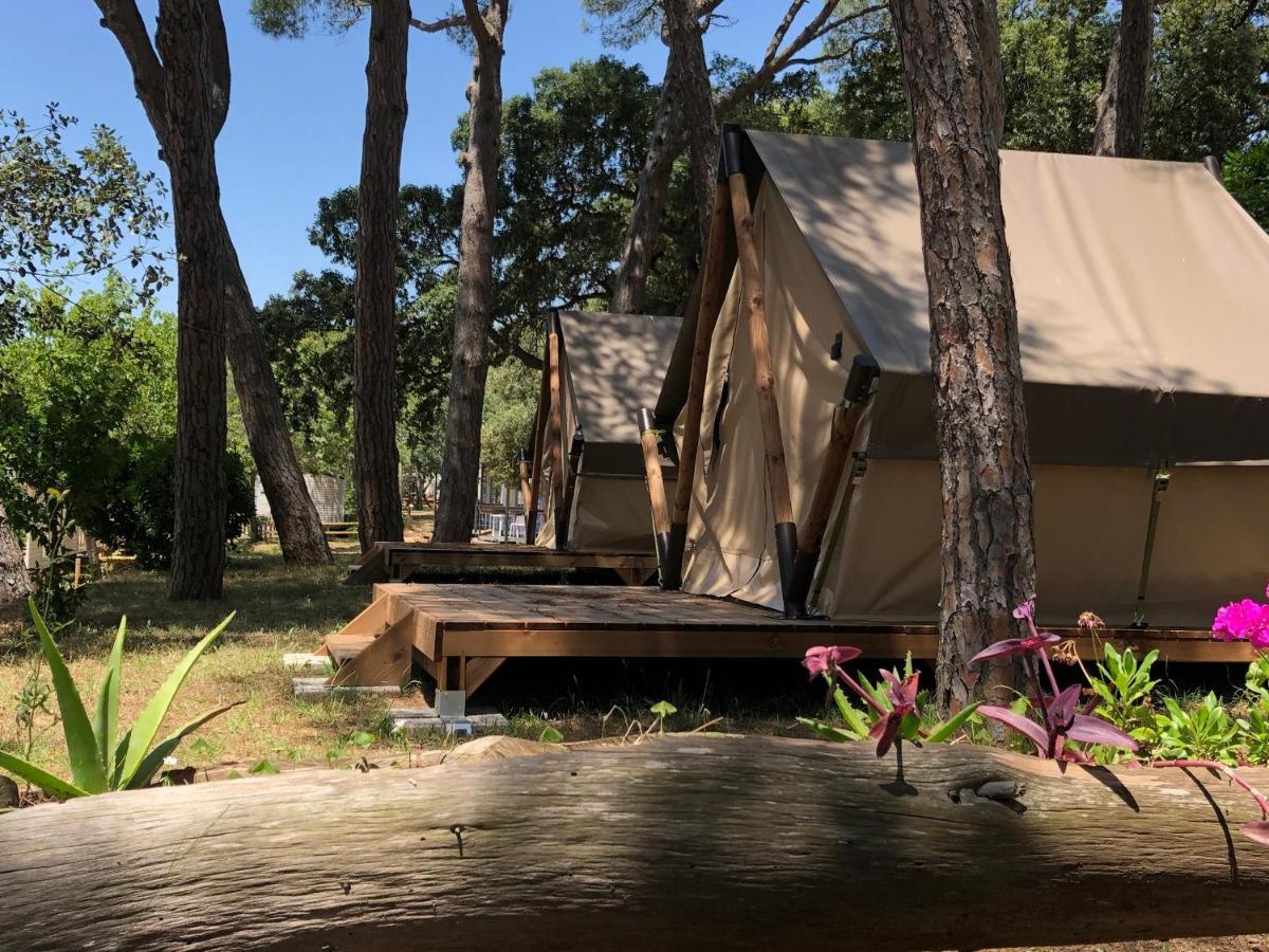 Camping 3 Estrellas Costa Brava ヴァイ・ジョブレガ エクステリア 写真