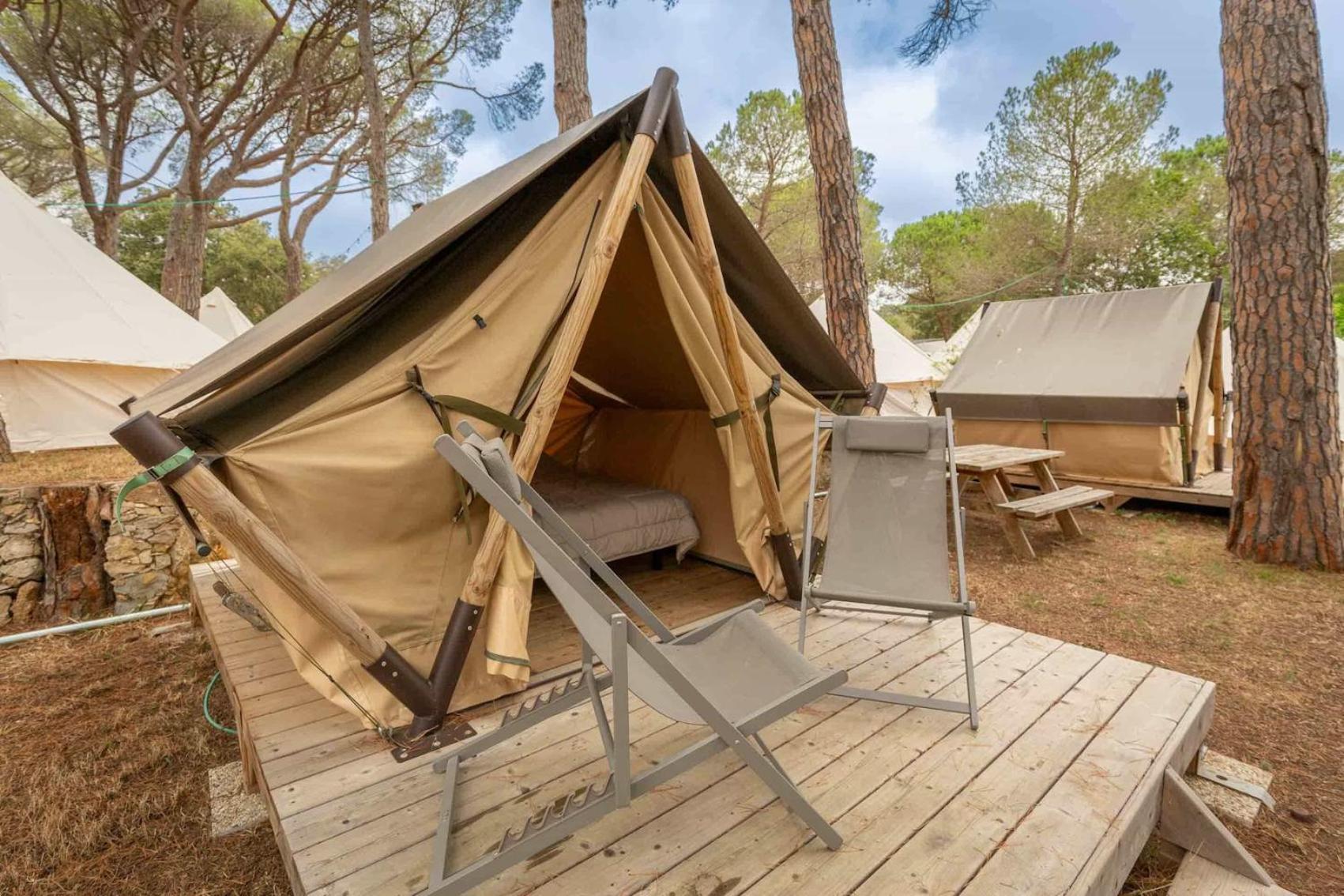 Camping 3 Estrellas Costa Brava ヴァイ・ジョブレガ エクステリア 写真