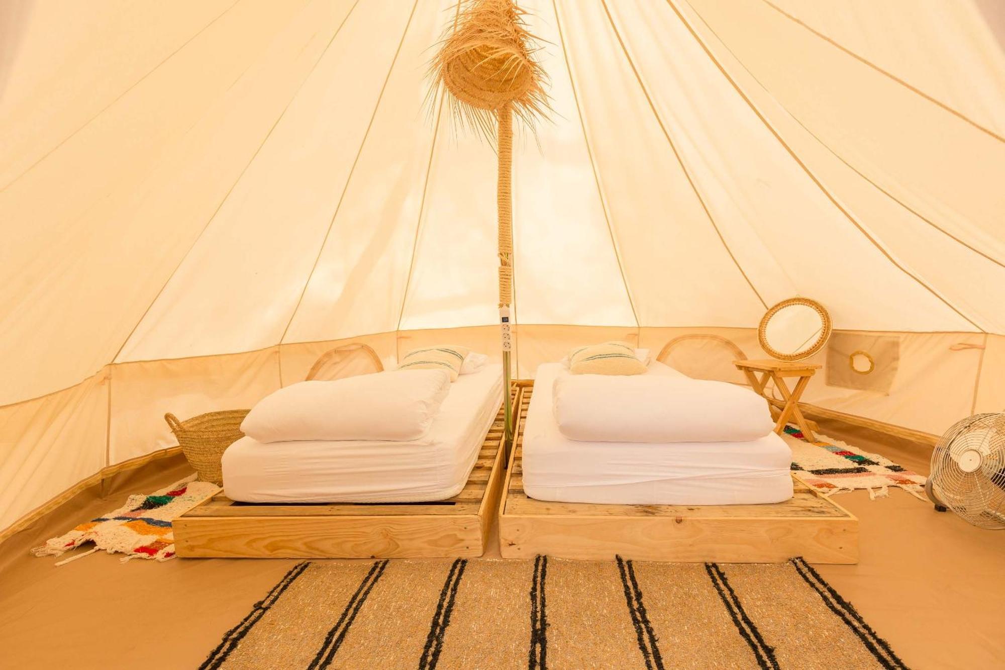 Camping 3 Estrellas Costa Brava ヴァイ・ジョブレガ エクステリア 写真