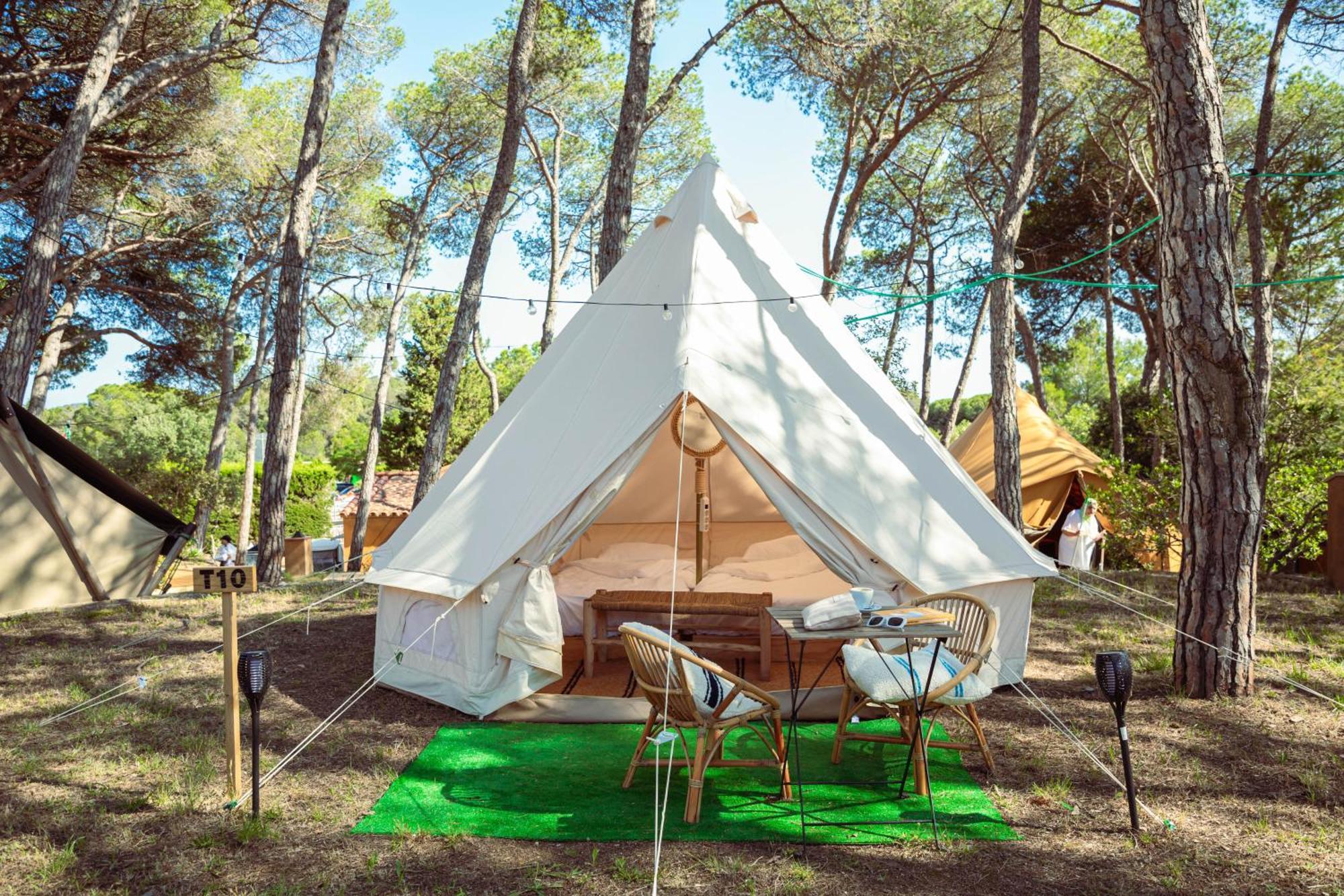 Camping 3 Estrellas Costa Brava ヴァイ・ジョブレガ エクステリア 写真