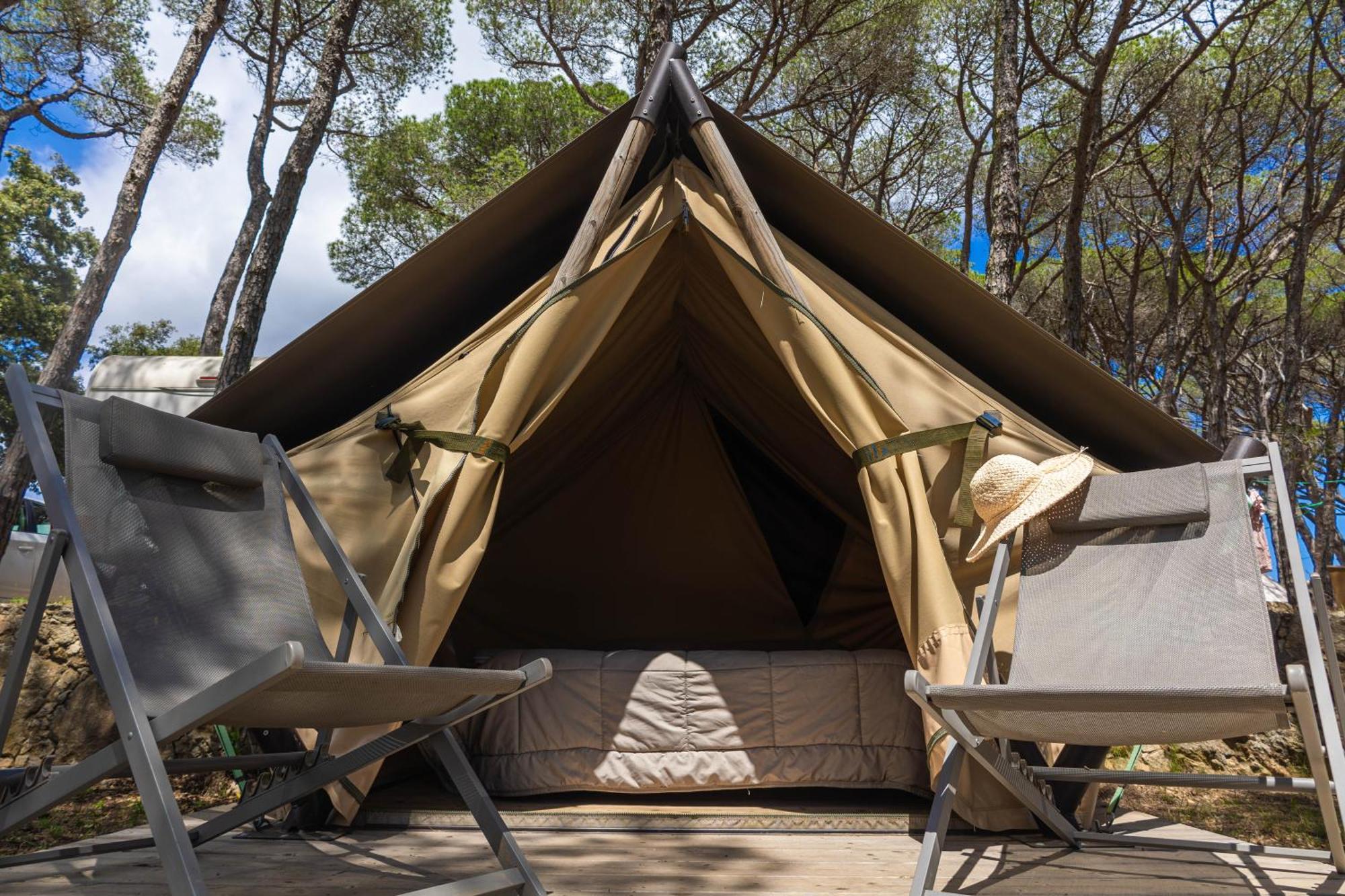 Camping 3 Estrellas Costa Brava ヴァイ・ジョブレガ エクステリア 写真