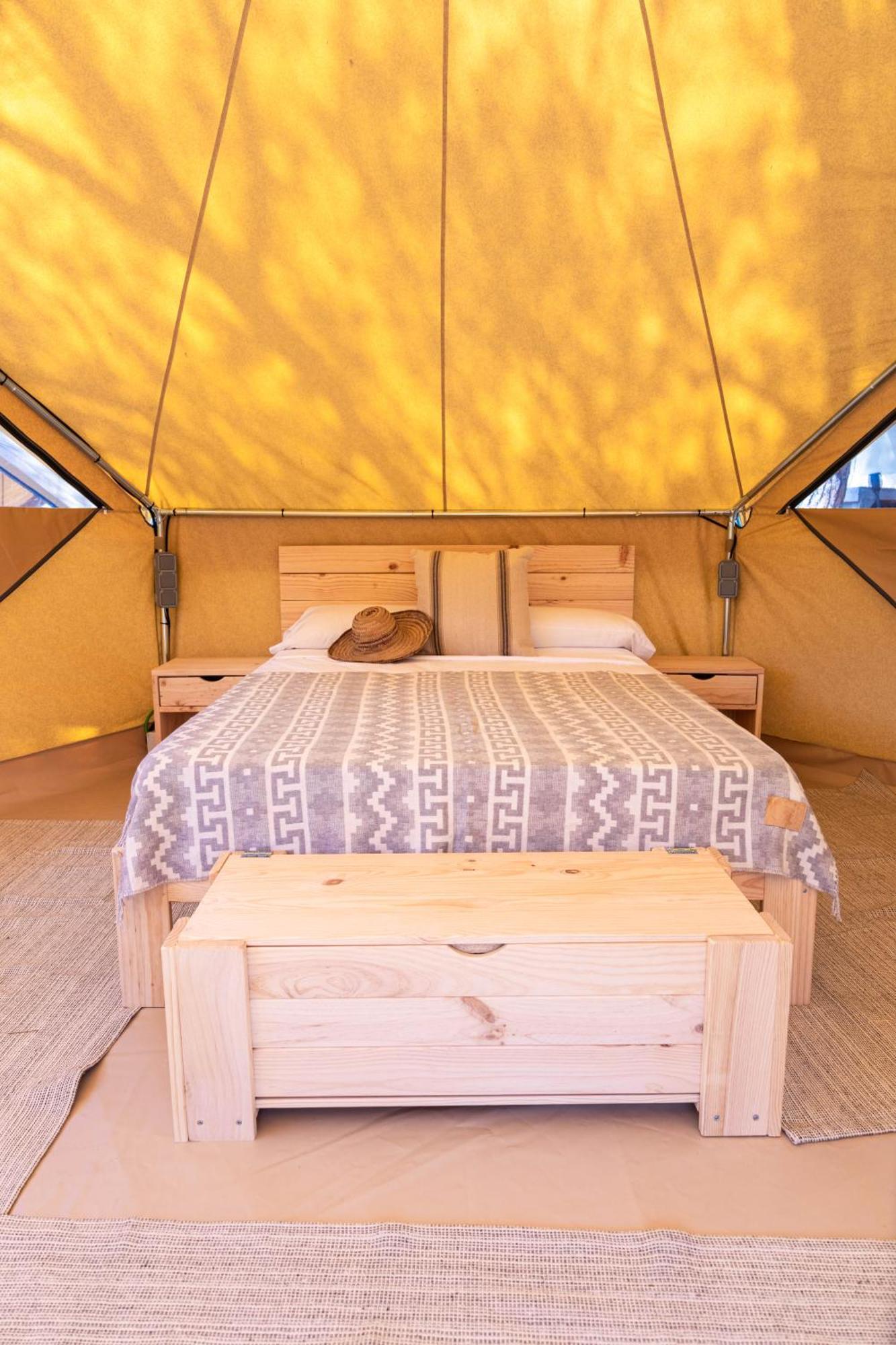 Camping 3 Estrellas Costa Brava ヴァイ・ジョブレガ エクステリア 写真